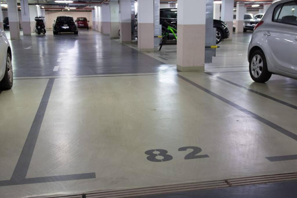 A Blok New Modern - Free Garage Parking, Comfortable, Quiet With A Park View Beograd Bagian luar foto